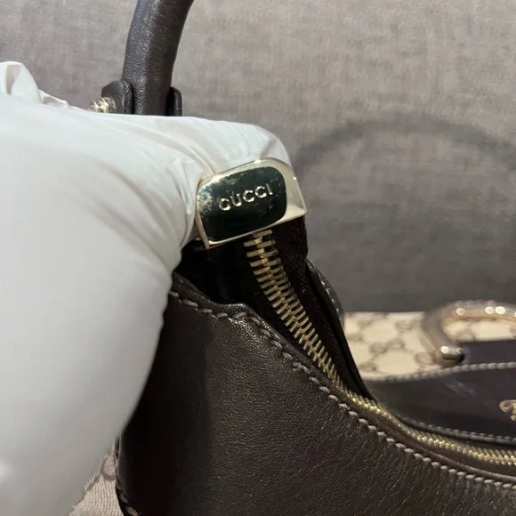 Authentic Gucci Abbey GG Monogram Shoulder Bag - Picture 11 of 16